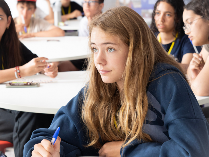 LSI Brighton, Winter Junior Programme, young student during a lesson and activity at the school
